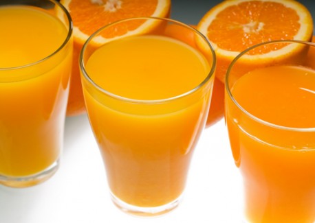 Samo svježe iscjeđeni sok iz voća može biti zdrav