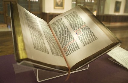 Gutenbergova Biblija /Wikipedia